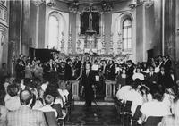Sergio Balestracci dirige l'Orchestra e il Coro dell'Accademia del Santo Spirito nella Chiesa dello Spirito Santo