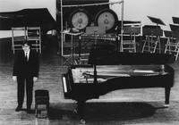 Il pianista Pierre-Laurent Aimard con l'Ensemble InterContemporain al Conservatorio