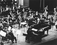 Luciano Berio dirige la London Symphony Orchestra al Teatro Regio