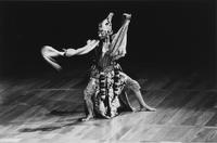 South Bank Gamelan Players e danzatrici Bedahya
