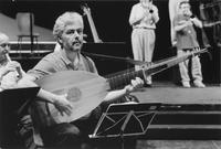 Jordi Savall con i Solisti della Capella Reial de Catalunya, Le Concert des Nations e l'Ensemble Vocale Daltrocanto durante le prove al Teatro Regio