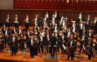 La BBC Philharmonic Orchestra e il Coro del Teatro Regio diretti da Gianandrea Noseda