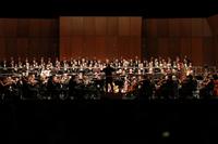Orchestra e Coro del Maggio Musicale Fiorentino diretti da Roberto Abbado e Pietro Monti