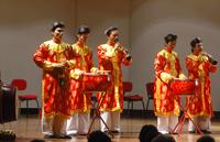 Danze vietnamite con l'ensemble Dai Nhac per la rassegna ''Viet Nam''
