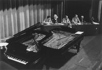 I pianisti Bruno Canino e Antonio Ballista durante un incontro con Pierre Boulez
