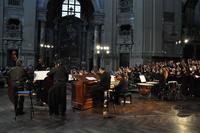 L' Orchestra e Coro dell'Accademia Corale Stefano Tempia con il Coro Eufoné nella Chiesa di San Filippo