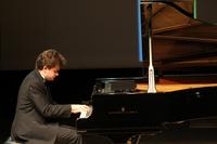 Il pianista Roman Lopatynsky