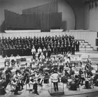 Christopher Hogwood dirige l'Academy of Ancient Music e il London Symphony Chorus all'Auditorium Rai